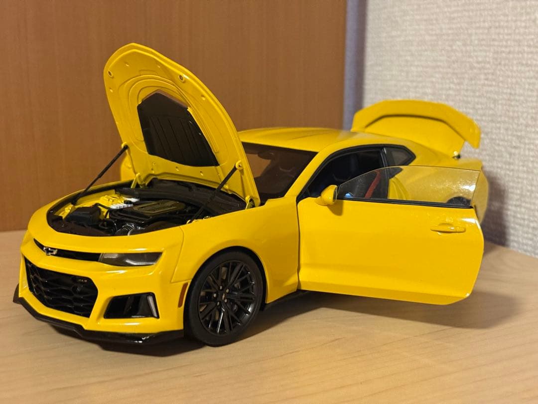 Amazon.co.jp: MAJORETTE マジョレット CHEVROLET CAMARO シボレー カマロ 黄色 : おもちゃ