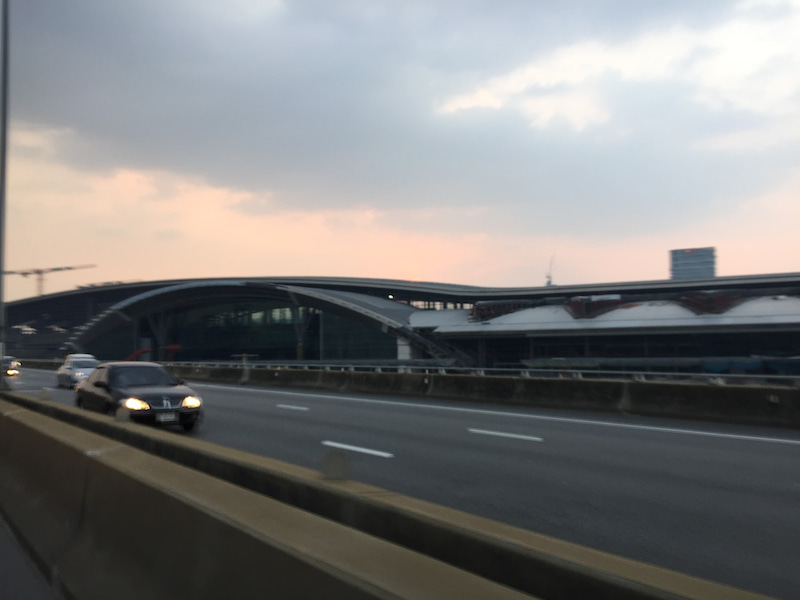 クルンテープ・アピワット中央駅 バンスー中央駅公式 タイ国政府観光庁