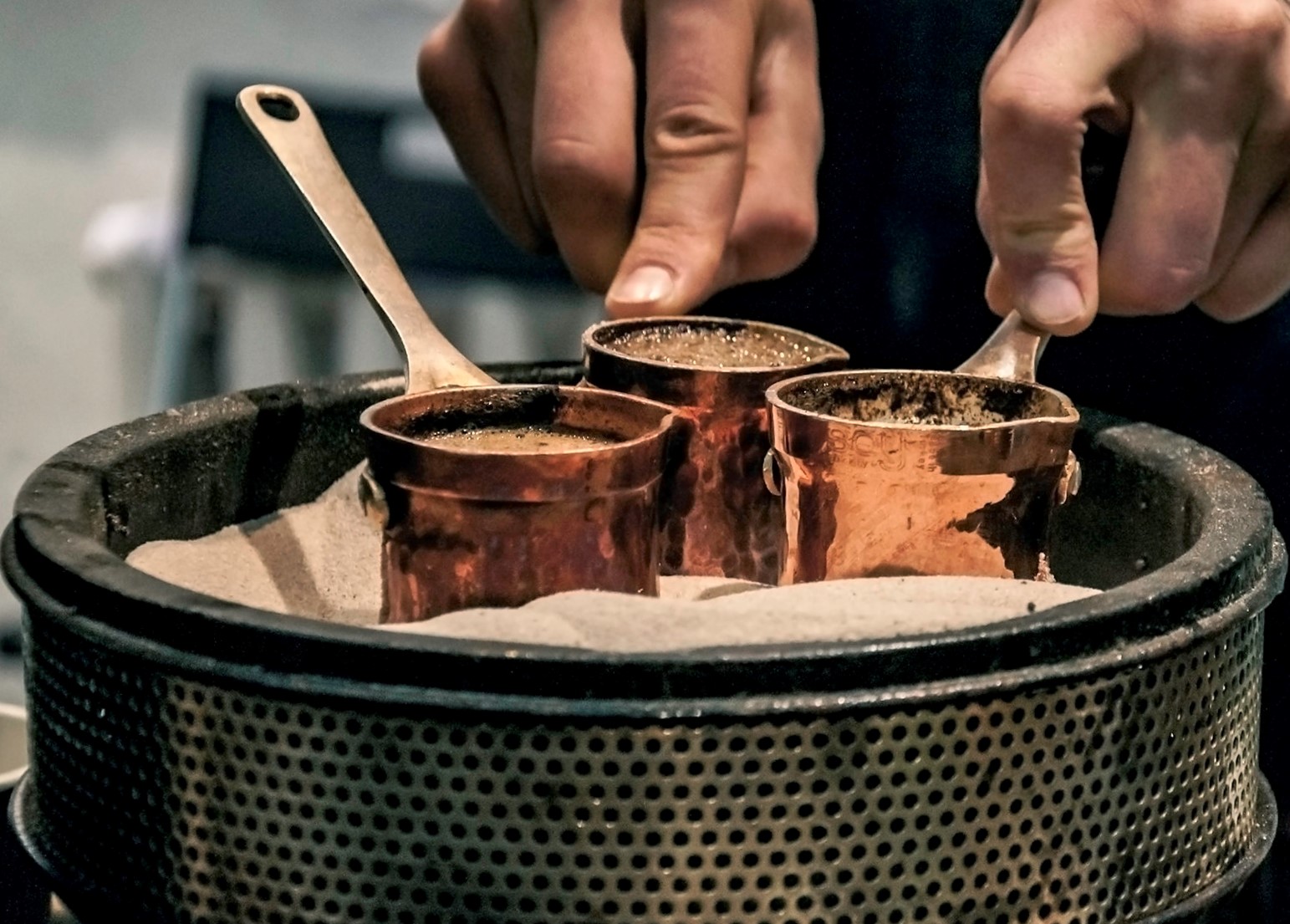 6 30～7 3の占いスピリチュアルCAFE 『トルココーヒー占い、カップの中身』 東京・池ノ上 下北沢 - 東京・下北沢 池ノ上の占い スピリチュアルCAFE『ボブテイル』