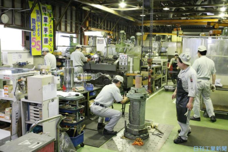 中国の労働力人口、工場人手不足。China labor force and factory shortage.中国現地情報