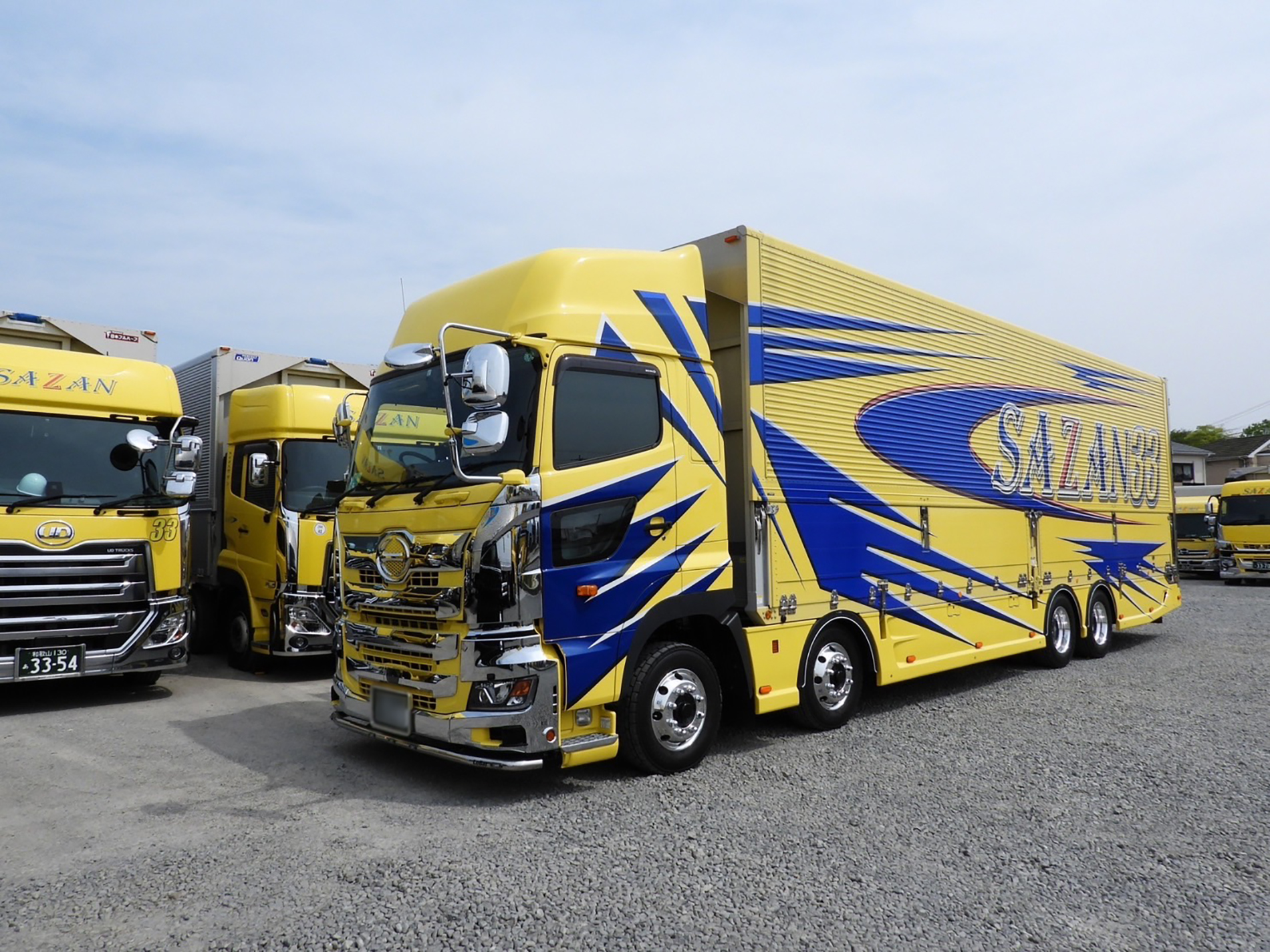 トラックカスタムパーツ専門店 H-LINE エイチ-ライン 株式会社