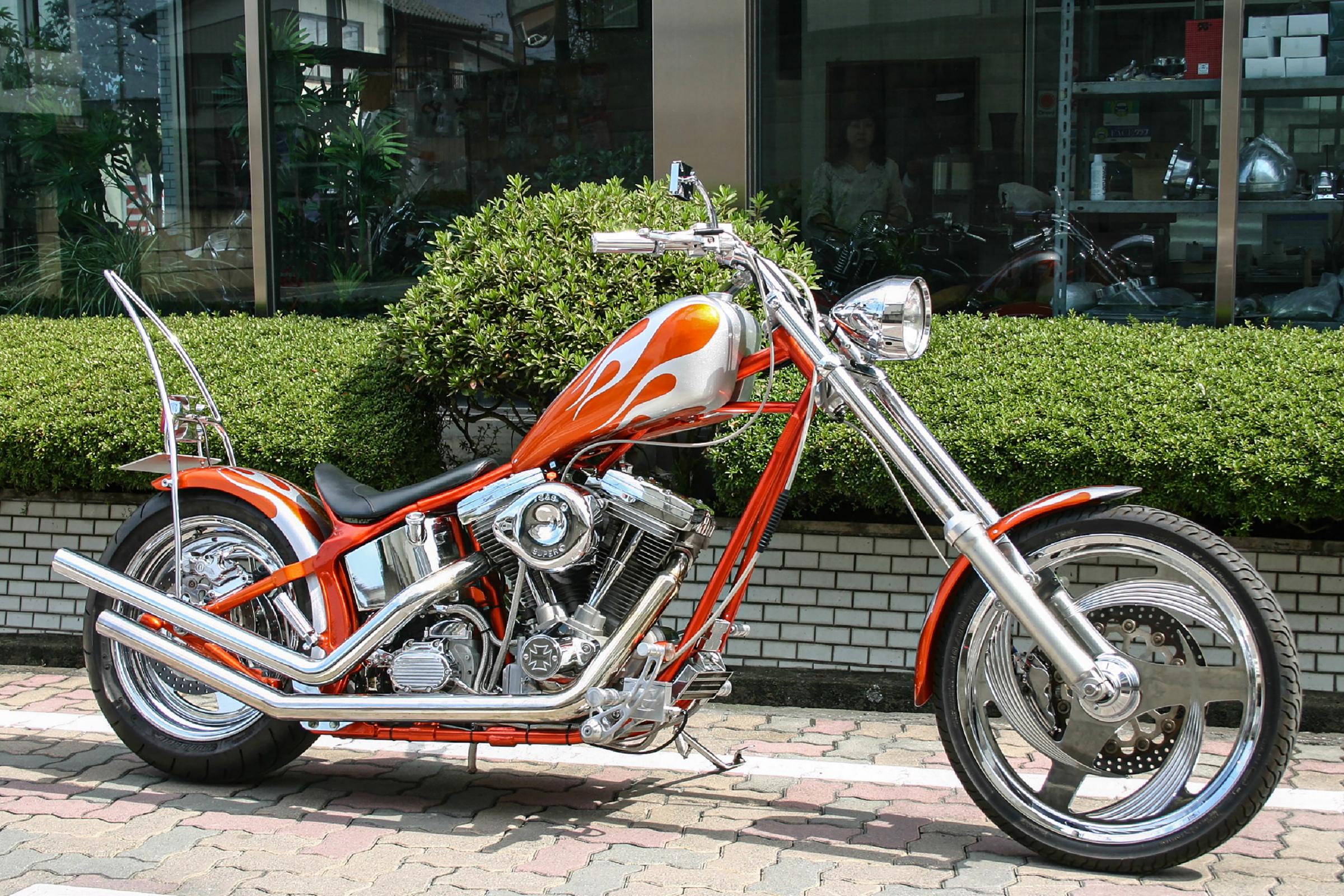 ハーレー ショベルヘッド FX 1981のチョッパー カスタム・モトショップトノウチ – CUSTOM FRONTカスタムフロントCUSTOMFRONT