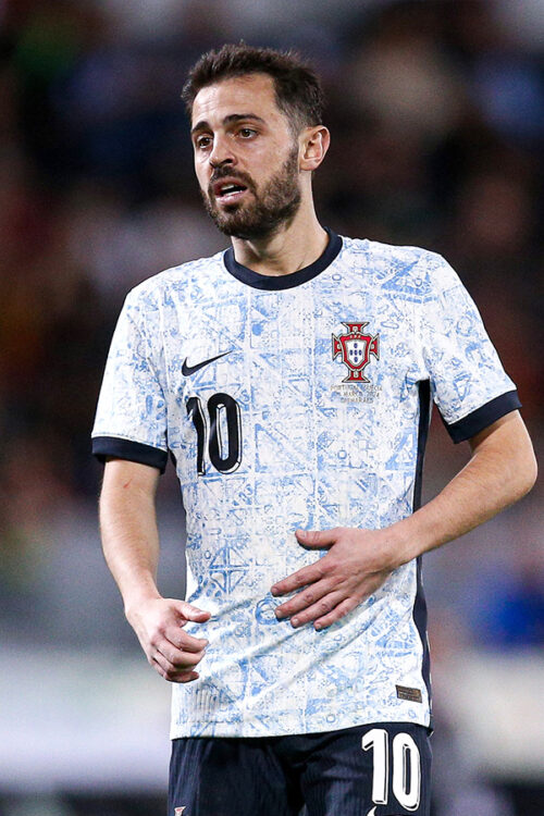 周りにスターが集まる男。ベルナルド・シウバは抜群の技術でボールをつなぐweb Sportivaスポルティーバ