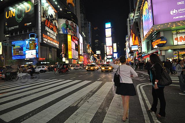 ニューヨークのタクシーの乗り方ガイド 2019 料金・カード払い・Uberアプリなどロコタビ