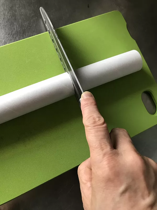 ラップの芯を簡単リメイク♪ 紙芯を使った収納アイディアまとめ