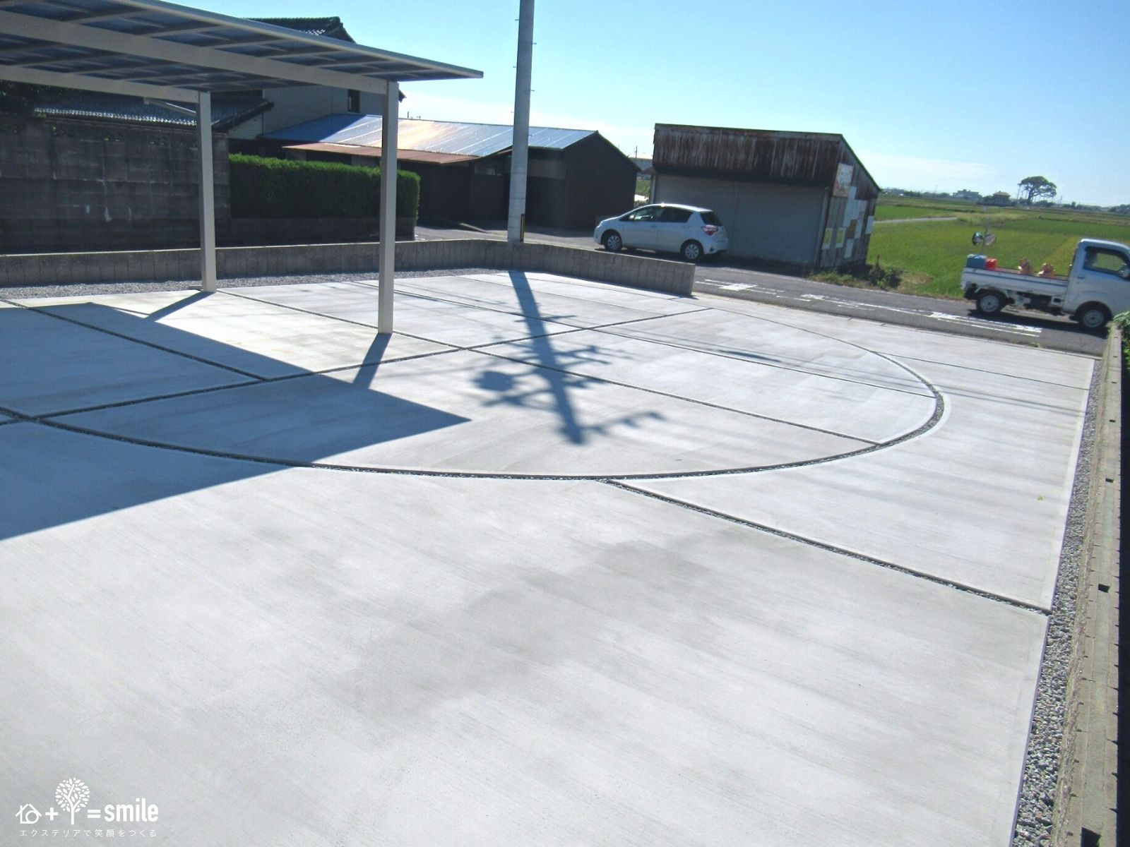 コンクリート駐車場の目地について 人工芝などおすすめは？スタッフブログ愛知県愛西市外構エクステリア専門店RYOKUSUI 株式会社緑翠造園土木