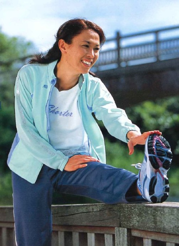 木野記念ロードレース大会 - フランクショーターを知っていますか？ マラソンジャージやユニフォームで走る集団のロゴが印象的なスポーツブランドですが、ランナーなのです。フランク・ショーター Frank Shorter, 1947年10月31日 -はアメリカの陸上競技男子マラソン