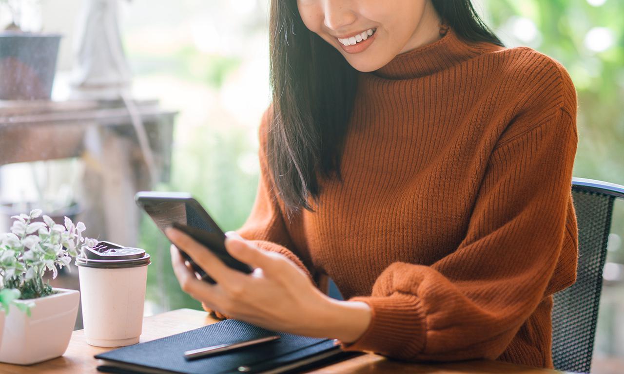 2025年最新 安全で本当に稼げるスマホ副業15選。選び方のコツや収入の目安も解説 - 起業・創業・資金調達の創業手帳