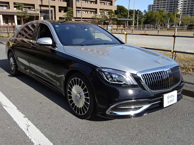 GLSマイバッハをツートンラッピング