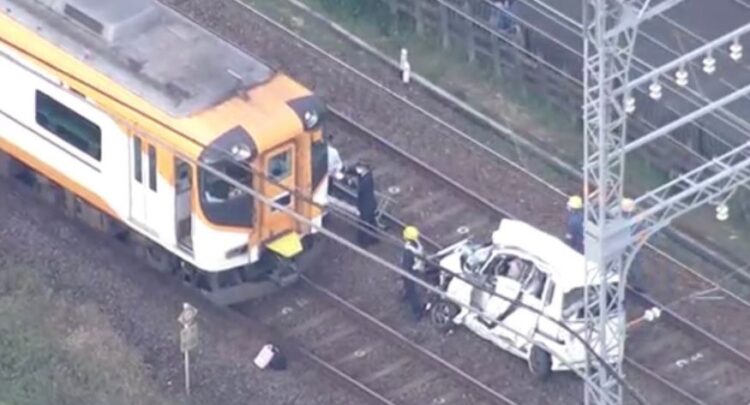 近鉄大阪線の近鉄下田駅で人身事故が発生 リアルタイム速報- YouTube