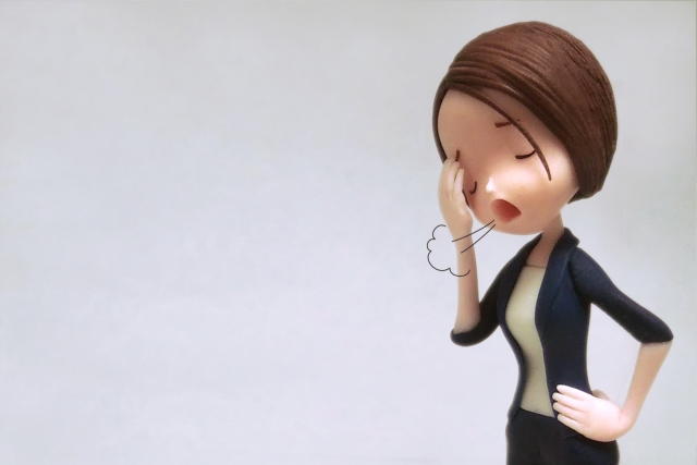 遣る瀬無い」とはどんな気持ち？ 意味や使い方、類語、英語表現を解説Oggi.jp