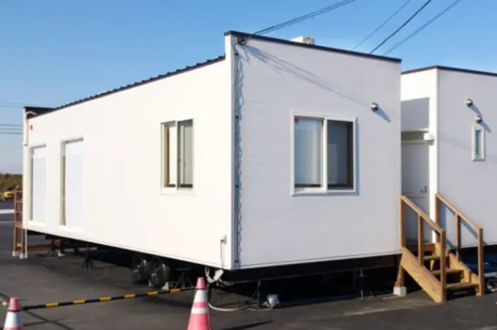 misawahomes トレーラーハウス「MISAWA UNIT MOBILITY『MOVE CORE』」をご紹介 ￣￣￣￣￣￣￣￣￣￣￣￣￣￣￣極地で鍛えられた安心・安全の移動できる住まい「MOVE CORE」 多様な“いつも”と“もしも”の安心に対応するトレーラーハウスです。LifeActivity 多様な