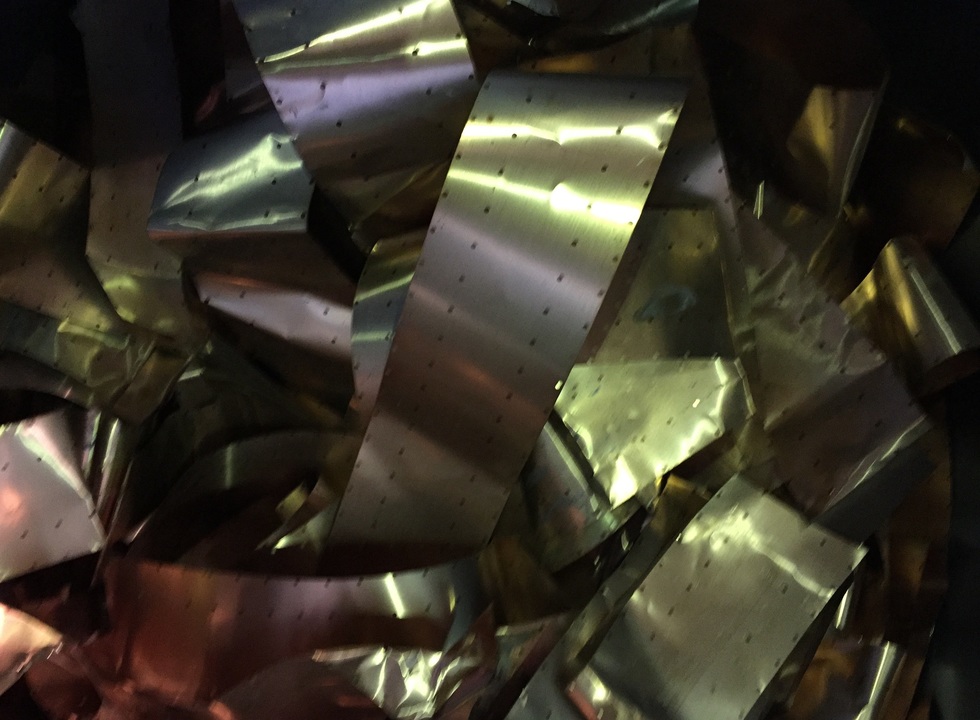 洋白の食器スクラップが入荷 ^▽^ 洋白についてのあれこれ！金属くずリサイクルの有限会社古谷商店