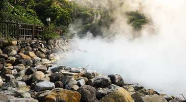 File:Yumotokan-Ogoto onsen Rotenburo 露天湯幻逍遥-Yugenshoyo 3.jpg