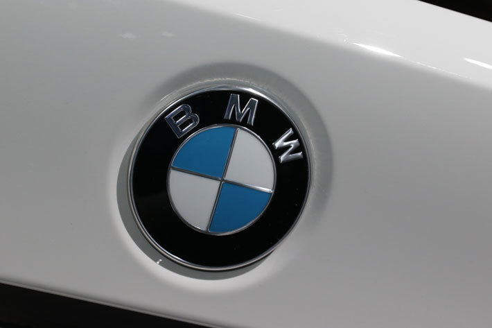 新型ハリアーから消え今や風前の灯 動物エンブレムの日本車5選 - 自動車情報誌「ベストカー」