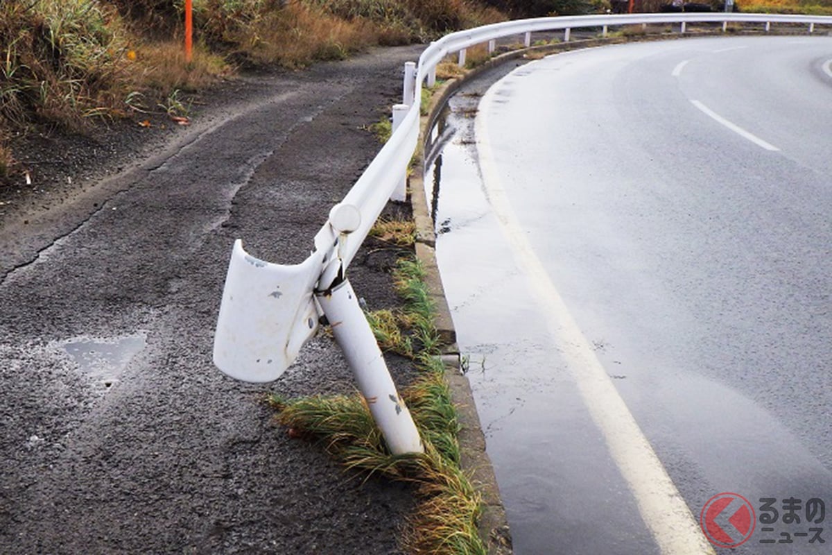 事故でガードレールを破損した場合。報告義務を知っておこう - 中古車買取ならカーネクスト