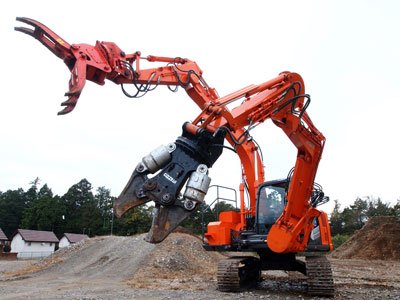 解体工事で活躍する重機紹介 ユンボ ① – 淡路島で解体工事と鉄スクラップなら 株式会社ヤマキンメタル