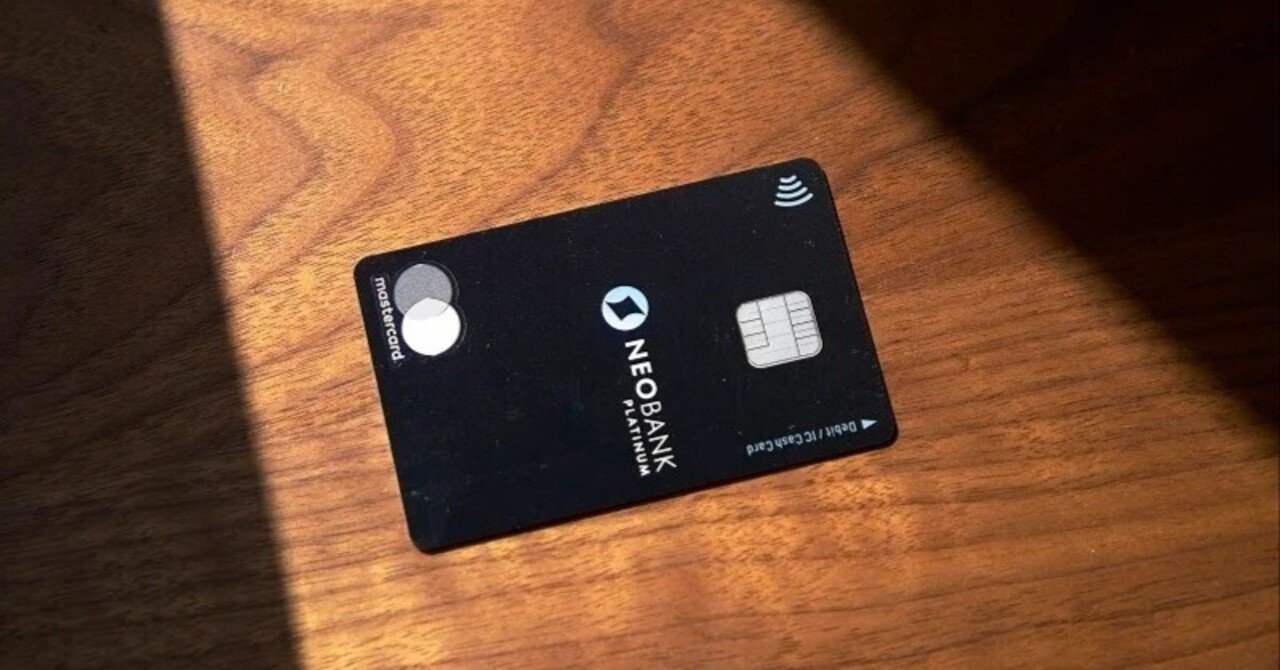 ミニマリストにオススメ！シンプルなカード収納スマホケースでおでかけもシンプルに