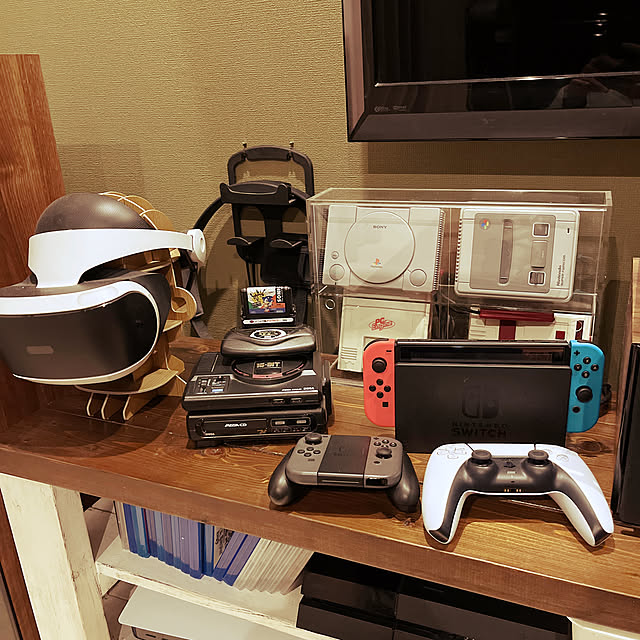 お部屋に馴染んでプレイもしやすい♪ゲーム機まわりの収納アイデア2023年2月28日- エキサイトニュース