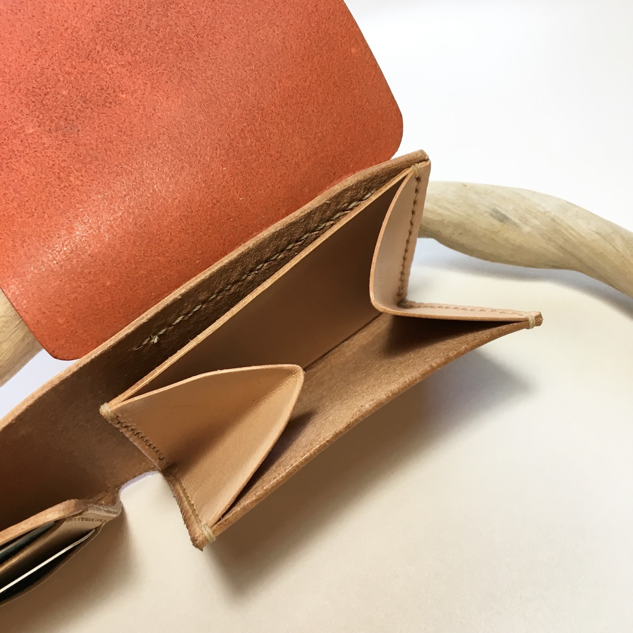 ふるさわ革工芸 本革二つ折り財布 黒- 千葉県松戸市ふるさとチョイス - ふるさと納税サイト