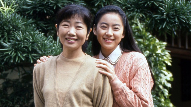 大桑マイミちゃんメンテナンス。花ありがとう！！Sui スイ 東京・表参道の“さらツヤ髪”になれる美容院