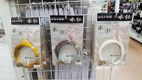 36枚入り110円って気軽に使える！ セリア 「貼るだけ・巻くだけで簡単！」プチギフトに役立つ3選ヨムーノ