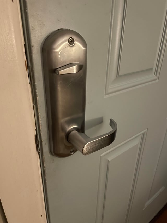 ドアノブ緩み解決！業者選定やDIY修理方法など、修理・交換について分かる！ - e-業者