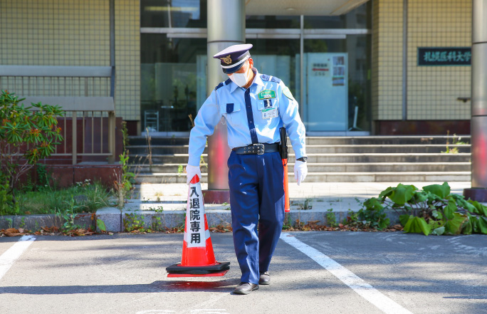 当社で活躍する警備員スタッフ警備員志望者必読総合警備事業 株式会社キステム