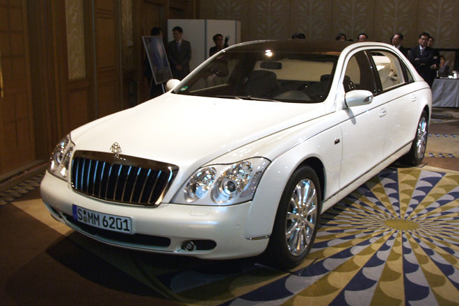 ALMOST REAL 1 43 メルセデス マイバッハ Sクラス 2019ダイヤモンドホワイト