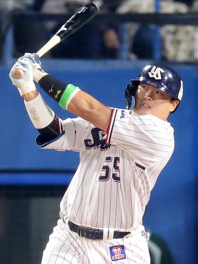 ヤクルト村上宗隆との会話から「ヒント」 巨人リチャードが４号同点ソロ「強いスイングで」巨人の逆転勝ちに貢献：「おっ！」でつながる地元密着のスポーツ応援メディア 西スポWEB OTTO
