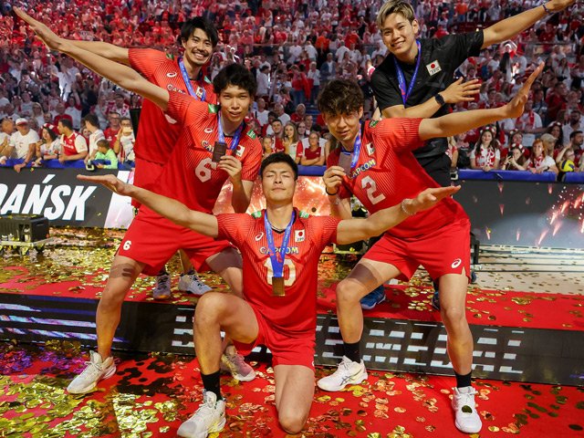 ニジュー、夏フェス東京公演スタート！NiziUを見に来て