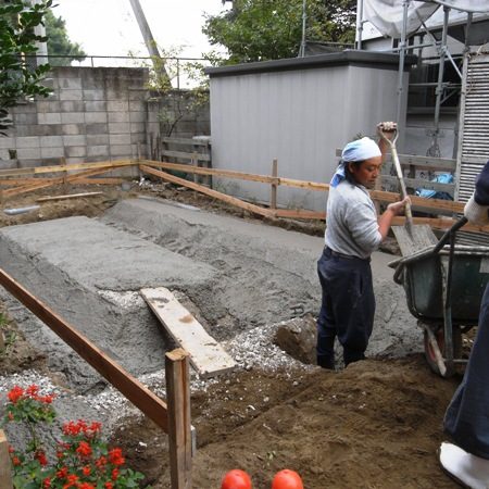 捨てコンクリートってどんな役割？栃木県那須塩原市で高断熱高気密住宅を作っている工務店、斎藤建設のサイトです