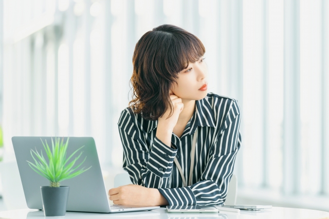 平成パソコン史の主役たち 98・DOS V・iMac- 日本経済新聞