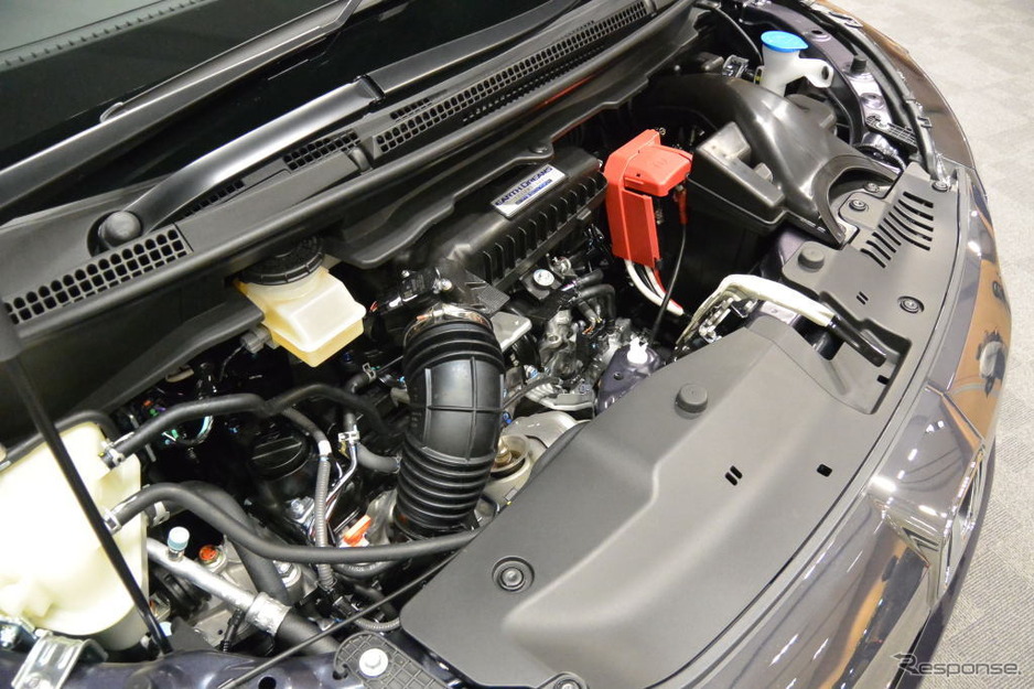 楽天市場 エンジンクリーナー エンジンルーム 洗浄 カーシャンプー エンジンクリン エンジン 洗浄剤 汚れ落とし 洗浄 洗車用品 油汚れ 油落し油取り ワックス オイル グリス除去 洗車用 洗剤 プロ仕様 脱脂シャンプー カー用品頑固 自動車用 業務用 車: 洗車の王国