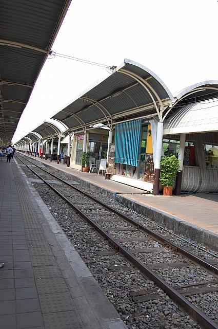 行き方 クルンテープ・アピワット中央駅 バンスー 旅行記・ブログデジコンシェル