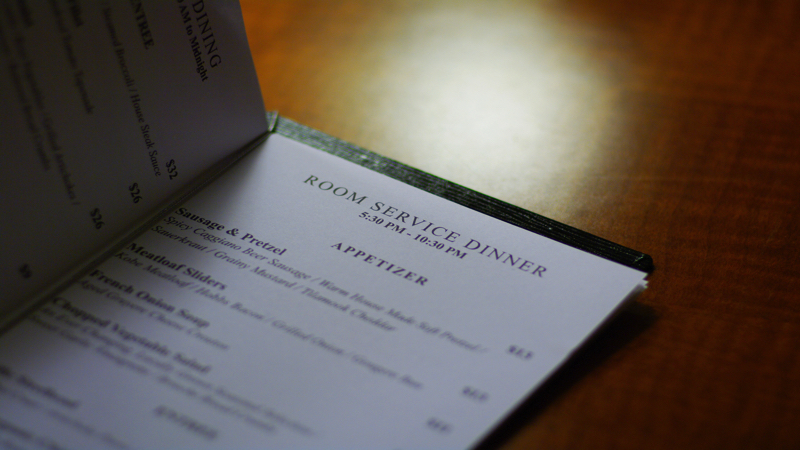 メニュー．英語表記があるのはありがたいが． - Picture of Brasserie Fouquet's, Paris - Tripadvisor