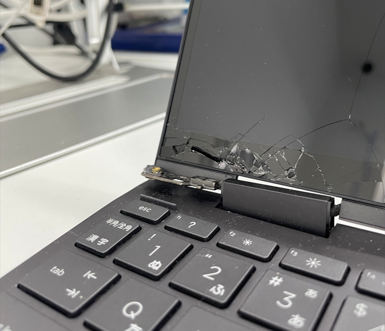 パソコンの画面が壊れた時のチェック項目、修理代金は？液晶修理センタ