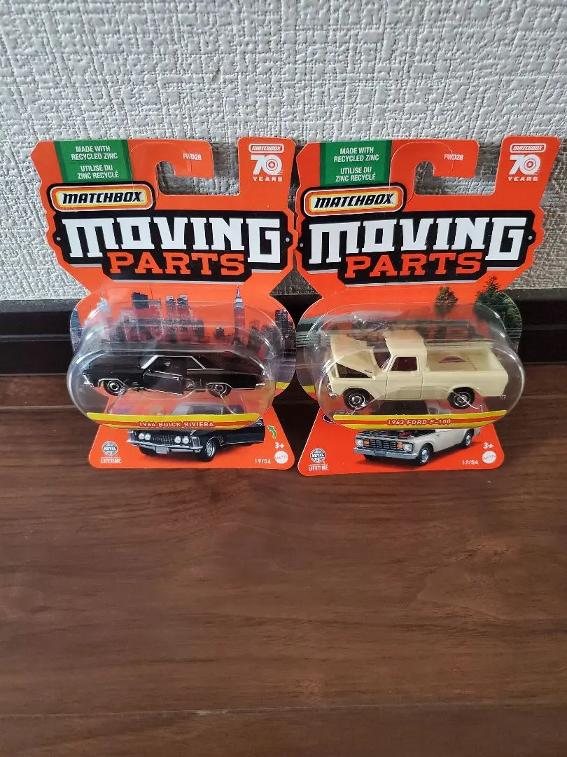 1 64 ビュイック リビエラ コンバーチブル 1983年改マッチボックス : 64分の1