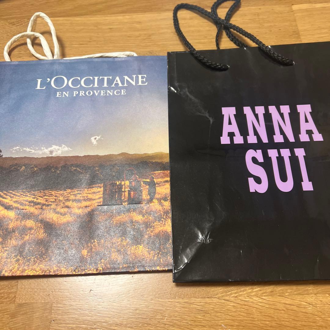 SNSで話題！ブランド紙袋をリメイクする方法