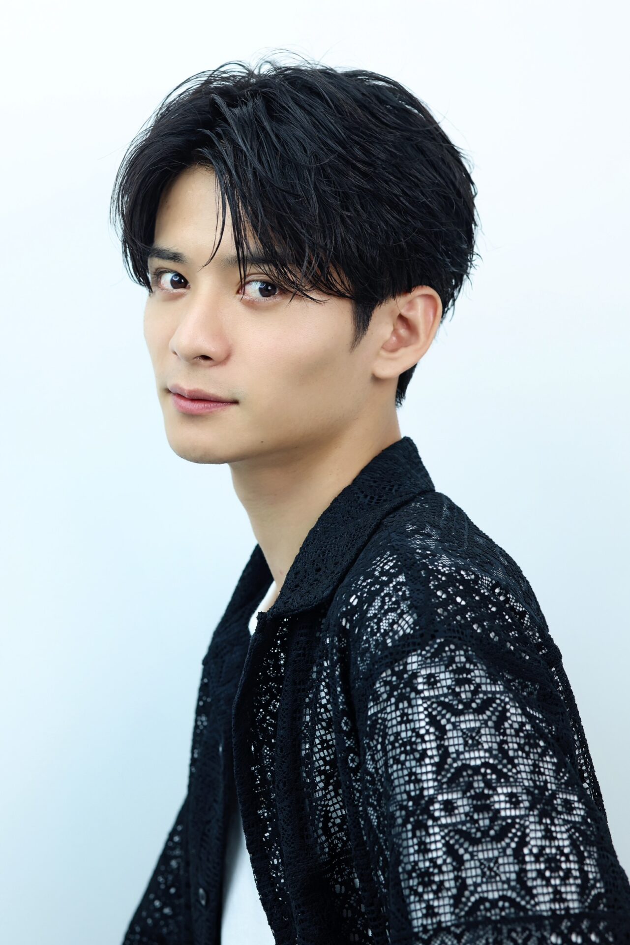 シンプルでカッコいい！パーマ無しで作るトレンドメンズ髪型ブログメンズヘア・髪型ランキングのMENS HAIRSTYLE