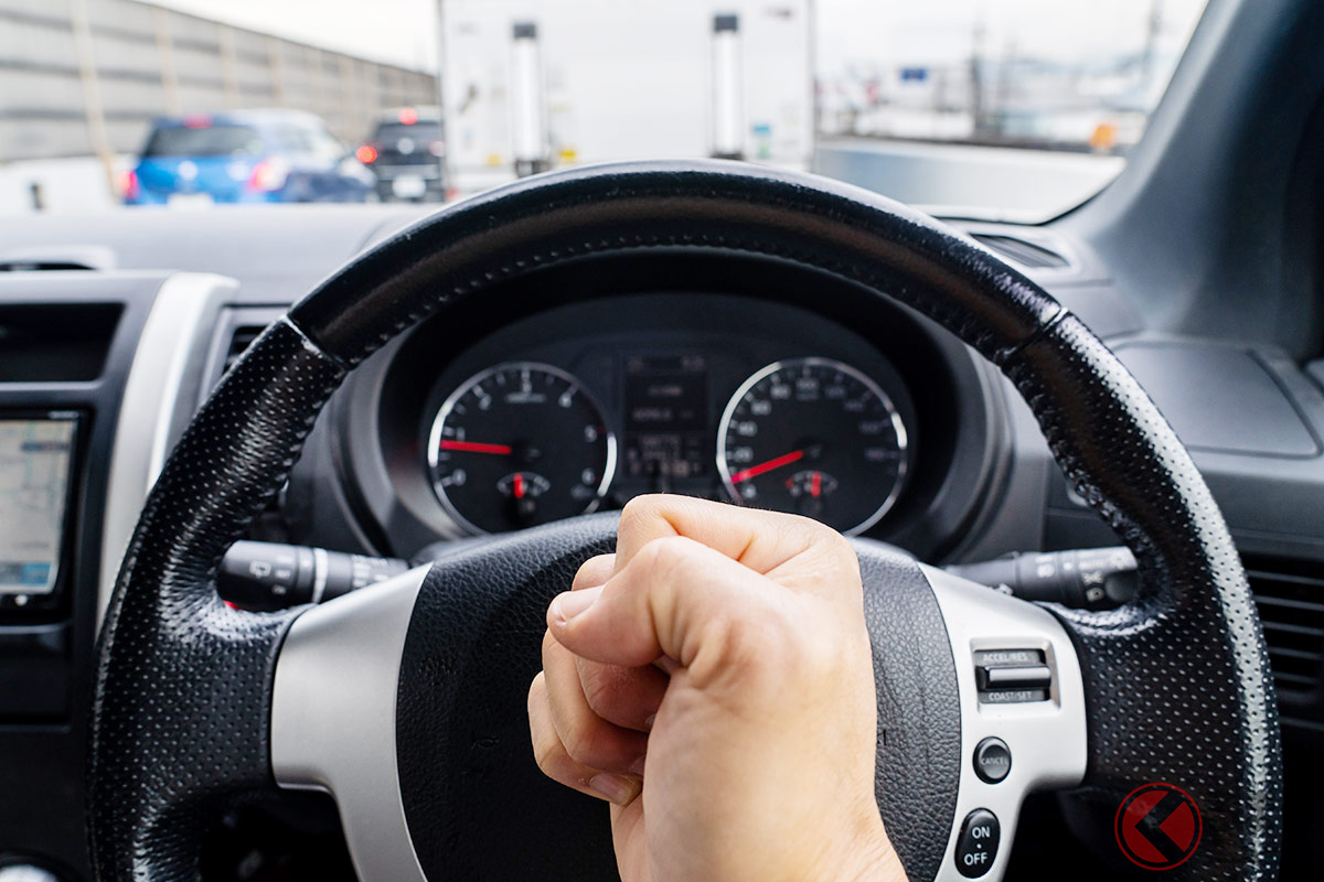 車のクラクション音が勝手になるTikTok