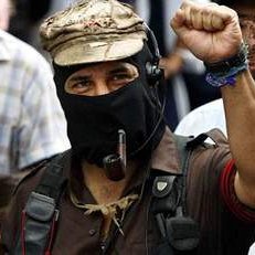 EZLN マルコス副司令官 FURUIT OF THE ROOM タグTee