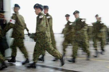 タミヤ 1 35 ミリタリーミニチュアシリーズ 陸上自衛隊 イラク派遣隊員セットタミヤ