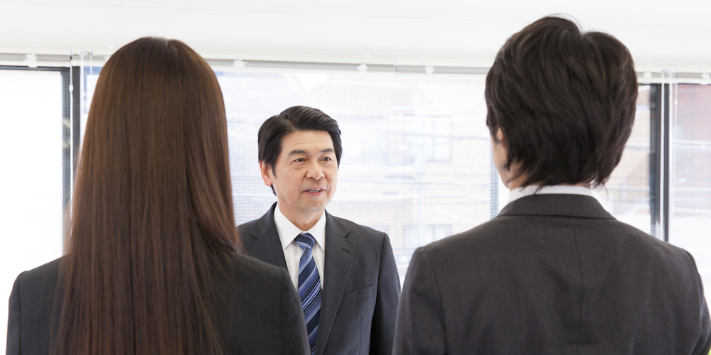 辞令」とは？意味や効力、種類、書き方などを詳しく解説