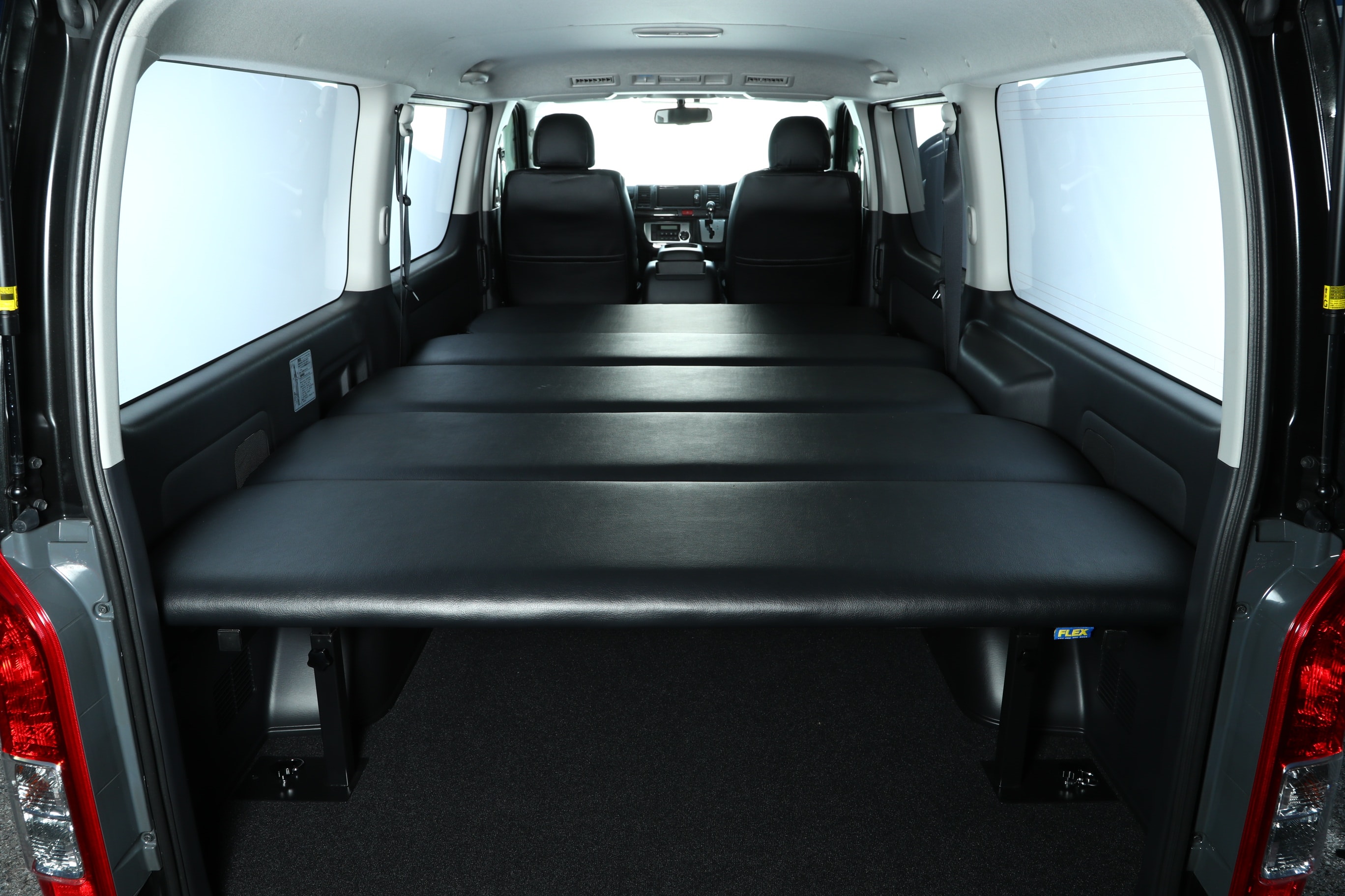 ハイエース 車中泊・バンライフスタイル SEDONA セドナ取扱い開始致します