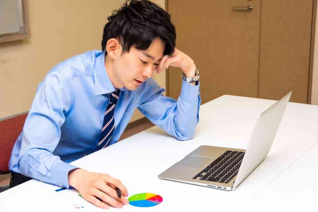 サラリーマンは辛いよあるある大全集 - LINE スタンプLINE STORE