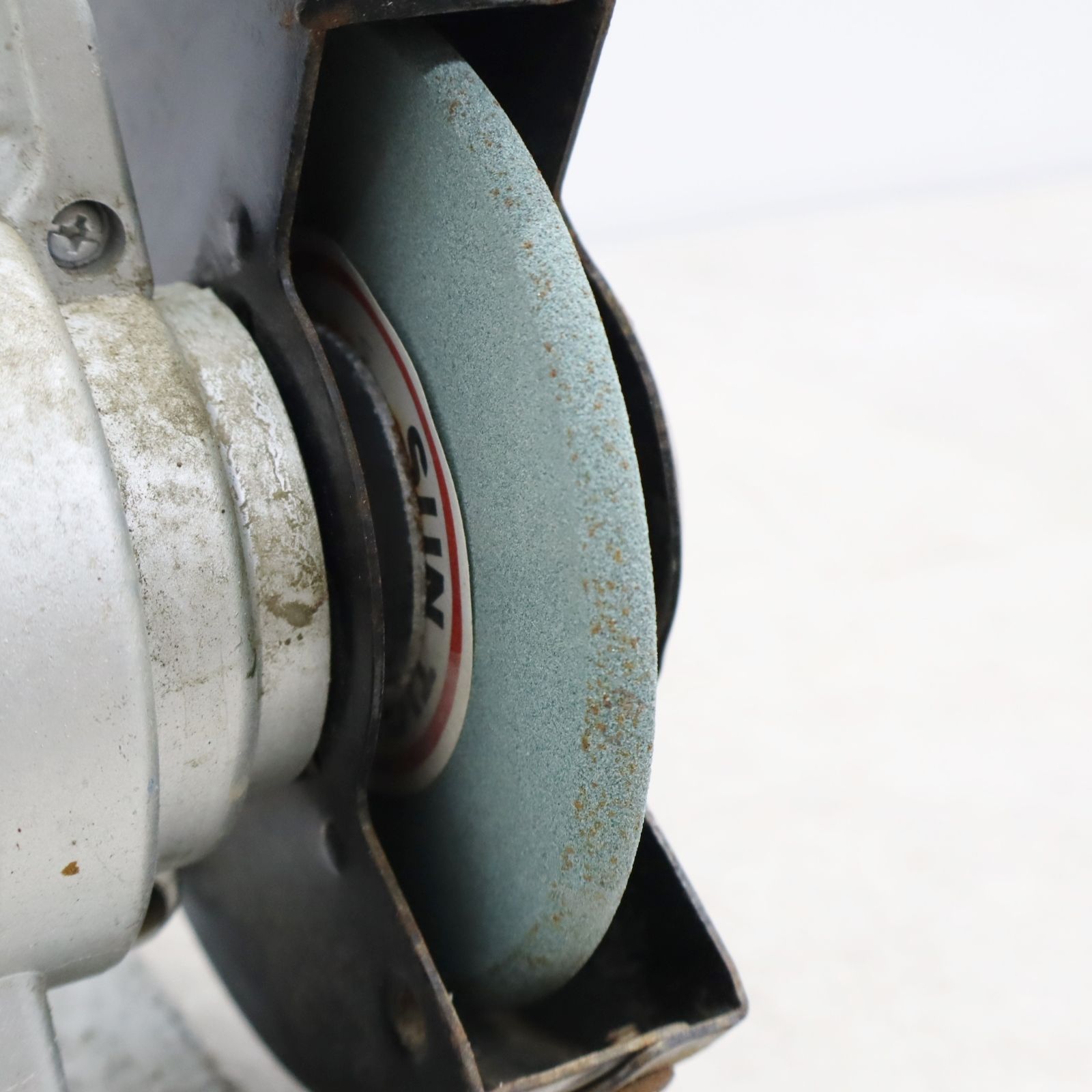 Amazon.co.jp: 高儀 Takagiホームベンチグラインダー EARTH MAN BGR-150A : DIY・工具・ガーデン