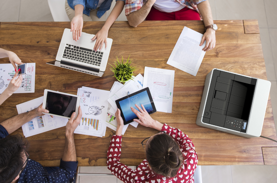 PC-Webzine - 在宅勤務環境をより充実させるレーザープリンター選びを戸田氏が伝授