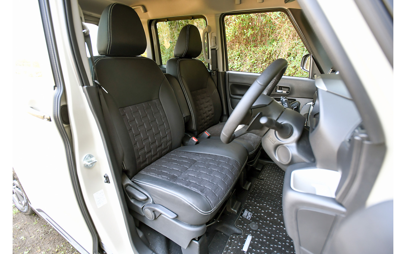 デリカミニの祝 納車・親子デリカコラボ・初撮影会・シートアレンジ、違う？？・待ちに待った光景に関するカスタム事例車のカスタム情報はCARTUNE