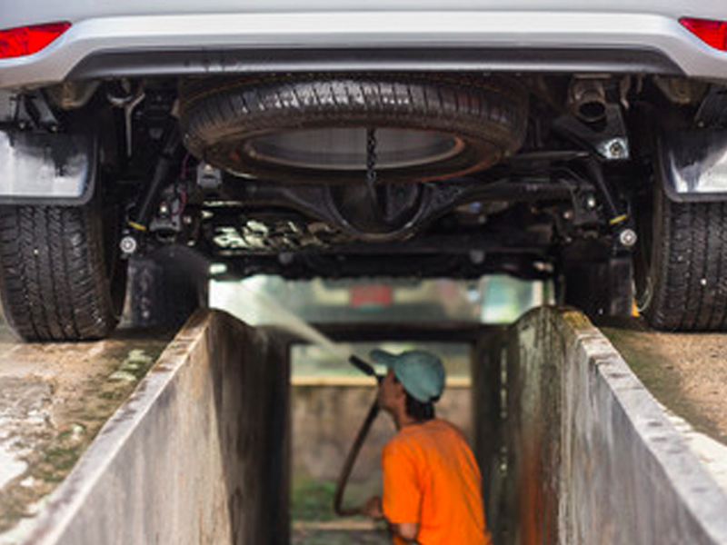 下回り防錆塗装 アンダーコート施工 - ミライカーズ三郷 軽自動車専門店